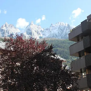  Apartment Mummery 1 - Walk To Piste France