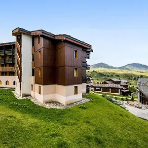 https://pierre-vacances-les-constellations.hotels-rhonealpes.com