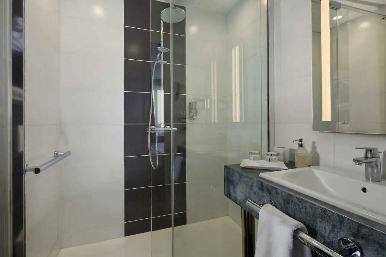 3H Paris Marais Hotel