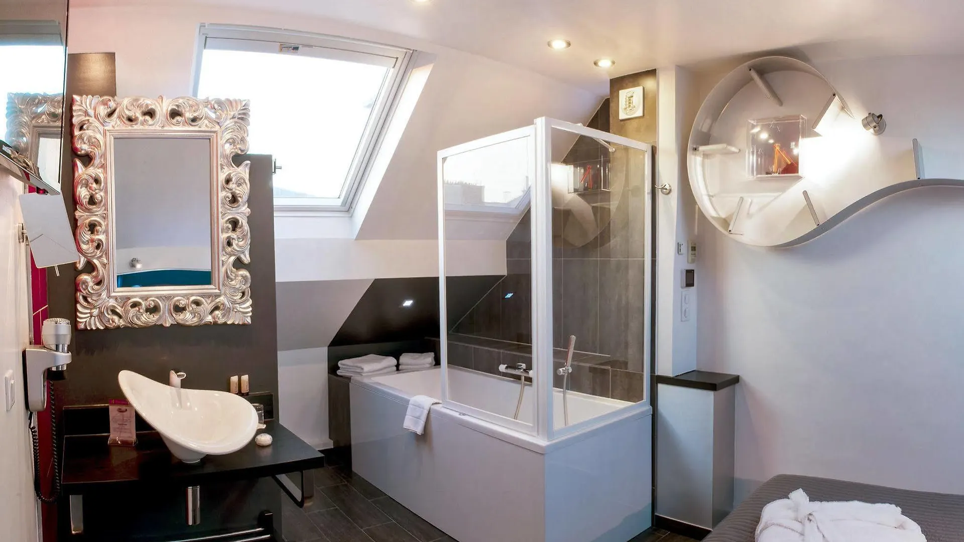 Hotel 3H Paris Marais Hôtel